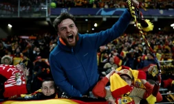 Un supporter de Lens lors du match remporté par son équipe face au Séville FC en Ligue des champions, le 12 décembre 2023 au stade Bollaert