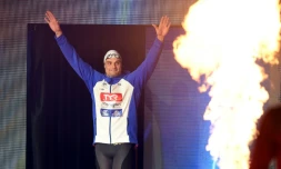 Le Français Florent Manaudou arrive pour la finale du 50 m nage libre, lors des Championnats d'Europe en petit bassin, le 6 décembre 2019 à Glasgow