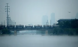 La production industrielle chinoise a fortement accéléré en novembre, aprÚs plusieurs mois de net essoufflement