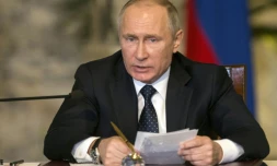 Le président russe Vladimir Poutine au Caire le 11 décembre 2017