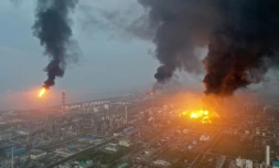 Incendie d'une usine chimique à Shanghai, le 18 juin 2022 en Chine
