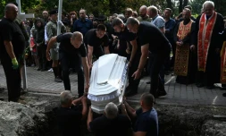 Funérailles de quatre membres d'une même famille à tués par une attaque aérienne russe à Lviv, dans l'ouest de l'Ukraine, le 6 septembre 2024.
