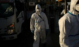 Opération de désinfection des rues à Cannes le 10 avril 2020