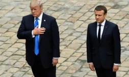 Donald Trump et Emmanuel Macron aux Invalides, le 13 juillet 2017 à Paris