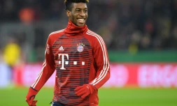 Le défenseur du Bayern Kingsley Coman avant le coup d'envoi du match face à Dortmund en Coupe d'Allemagne, le 20 décembre 2017 à Munich