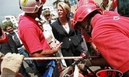 Vendredi 31 août 2007 -

Michèle Alliot-Marie, ministre de l'Intérieur, de l'Outremer et des collectivités territoriales, en visite à La Réunion