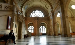 La cour d'appel de Paris a confirmé, le 31 octobre, le refus du juge d'instruction d'auditionner l'ex-amiral Jacques Lanxade et son adjoint de l'époque, l'ex-général Raymond Germanos, comme le réclamaient les parties civiles