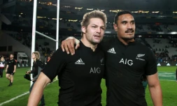 Les Néo-Zélandais Richie McCaw et Jerome Kaino, le 15 août 2015 à Auckland lors de la Bledisloe Cup
