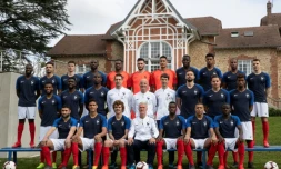 L'équipe de France de football pose au centre d'entraînement de Clairefontaine, le 20 mars 2019
