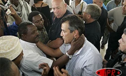 Mardi 27 septembre 2005 -

Ibrahim  Dindar, vice-président UCL du conseil général, a été pris à partie par les manifestants lui reprochant ses propos qu'ils jugent racistes