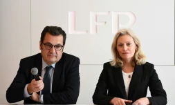 La présidente de la Ligue de football professionnel Nathalie Boy de la Tour et le directeur général de la LFP Didier Quillot, le 11 mars 2020 à Paris
