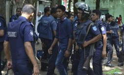 La police du Bangladesh Ă Kishoreganj, le 7 juillet 2016