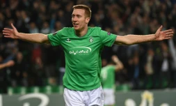 L'attaquant de Saint-Etienne Robert Beric lors d'un mach d'Europa League contre le Dnipro Dnipropetrovsk, le 5 novembre 2015 au stade Geoffroy Guichard