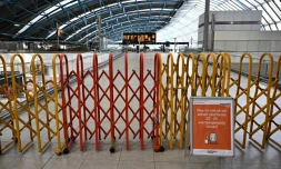 La gare de Waterloo fermée en raison de la grève des cheminots britanniques, le 21 juin 2022 à Londres