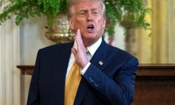 Donald Trump parle à la presse à la Maison Blanche, à Washington, le 22 juillet 2025