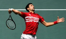 Le Serbe Novak Djokovic face au Japonais Yoshihito Nishioka en Coupe Davis, le 20 novembre 2019 Ă Madrid
