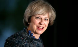 La PremiÚre ministre britannique Theresa May arrive à son hÎtel à Birmingham, le 1 octobre 2016 à la veille du congrés annuel du parti conservateur