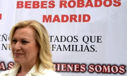 Inés Madrigal, présidente de l'association "Bébés volés" pour la région de Murcie, lors d'une manifestation à Madrid, le 18 juin 2013 