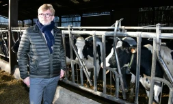 Le ministre de l'Agriculture Marc Fesneau visite une ferme à Massay, le 20 janvier 2024