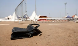L'entrée du stade Olembé de Yaoundé le 25 janvier 2022, au lendemain de la bousculade avant le match de la Coupe d'Afrique des nations  Cameroun-Comores qui a fait huit morts 
