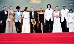 Le réalisateur américain Francis Ford Coppola (5e g) et les acteurs du film "Megalopolis" au 77e Festival de Cannes, le 16 mai 2024