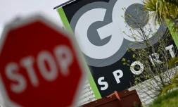 Logo d'un magasin Go Sport à Lanester, près de Lorient, le 18 avril 2023
