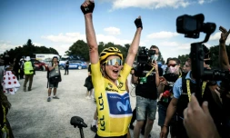 La Néerlandaise Annemiek Van Vleuten victorieuse du Tour de France à La Super Planche des Belles Filles, le 31 juillet 2022 