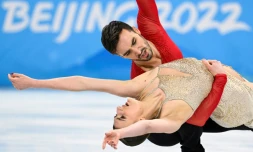 Les Français Gabriella Papadakis et Guillaume Cizeron pendant le programme libre de danse sur glace des JO de Pékin, le 14 février 2022