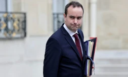 Le ministre français des Armées Sébastien Lecornu à la sortie de l'Elysée, le 6 mars 2024 à Paris