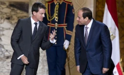 Le Premier ministre français Manuel Valls et le président égyptien Abdel Fattah al-Sisi le 10 octobre 2015 au Caire