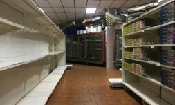 Les supermarchés sont quasi-vides à Caracas, le 6 janvier 2018, 