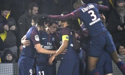 L'Argentin Angel Di Maria félicité par ses coéquipiers après son but contre Nantes, le 14 janvier 2018 à La Beaujoire