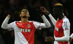 Le défenseur de Monaco Fabinho (g) buteur face au PSG, le 20 mars 2016 au Parc des Princes 