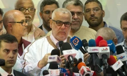 Le Premier ministre marocain, et secrétaire général du parti islamiste PJD, Abdelilah Benkirane (C), le 8 octobre 2016 à Rabat
