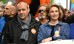 Le secrétaire général de la CFDT Laurent Berger (gauche) et la secrétaire générale adjointe de la CFDT Marylise Léon (droite) prennent part aux manifestations du 1er-Mai, le 1er mai 2023 à Paris