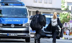 Des enquêteurs sur les lieux d'une attaque meurtrière au couteau la veille à Solingen, dans l'ouest de l'Allemagne, le 24 août 2024