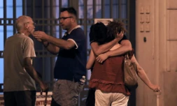 Des persones choquées après l'attaque le 15 juillet 2016 à Nice