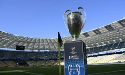 Le trophée de la Ligue des champions exposé avant la dernière finale Liverpool-Real Madrid à Kiev, le 26 mai 2018