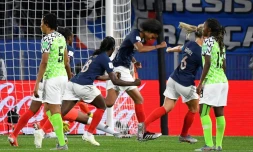L'équipe de France reste sur un court succès sur le Nigeria, grâce à un but de Wendie Renard,le 17 juin 2019 à Rennes