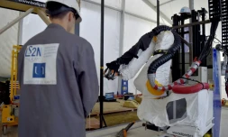 L'université et la métropole de Nantes ont lancé mercredi la construction d'un logement social par impression 3D robotisée, une première française. 