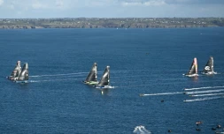 Les six trimarans de l'Ultim Challenge, lors du départ, le 7 janvier 2024 à Brest