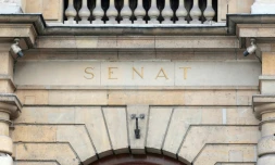 Le Sénat a voté jeudi la fin de la réserve parlementaire qui permettait aux élus de donner un coup de pouce à des projets locaux