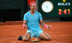 Rafael Nadal savoure son 13e triomphe à Roland-Garros, le 11 octobre 2020