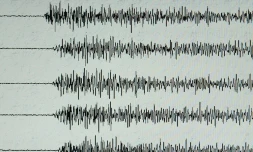 Un séisme de magnitude 7,6 a frappé l'île de Mindanao, dans le sud des Philippines et les autorités appellent la population à s'éloigner des régions côtières face un risque de "tsumani destructeur"