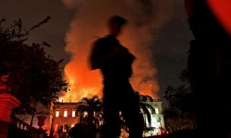 Un gigantesque incendie ravage le Musée national de Rio de Janeiro le 2 septembre 2018