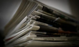 Les quotidiens nationaux ont vu leurs ventes baisser de 1,4% en 2015 en nombre d'exemplaires vendus, la hausse des ventes numériques compensant presque la baisse des exemplaires papier