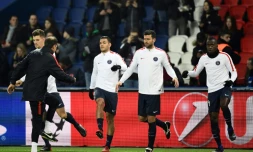 Hatem Ben Arfa participe à l'échauffement parisien avant d'affronter Ludogorets au Parc des princes, le 6 décembre 2016