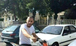 Photo tirée le 14 juin 2016 du compte Facebook de Larossi Abballa le motrant sur une moto