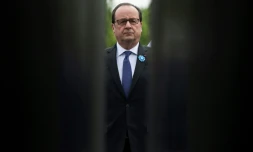 Le président François Hollande, lors de la cérémonie de commémoration du 8 mai 1945, sur les Champs-Elysées à Paris, le 8 mai 2017