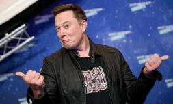Elon Musk pose le 1er décembre 2020 à Berlin